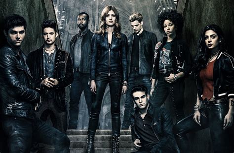 rollistan i shadowhunters|Shadowhunters: Season 3 (2018) — The Movie Database (TMDB).